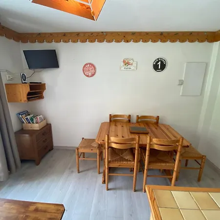 Cosy Avec Balcon, Wifi Et Parking A - Fr-1-693-80 *